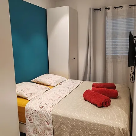 80 M2 Avec Jardin - 50m De La Tiki Daire
