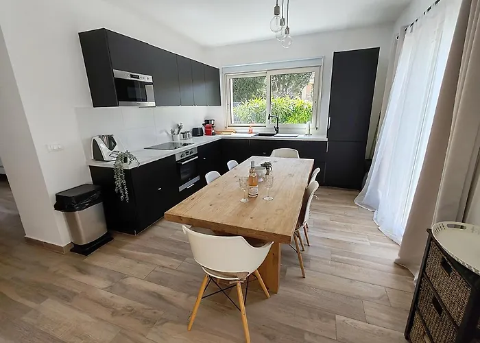 80 M2 Avec Jardin - 50m De La Tiki *