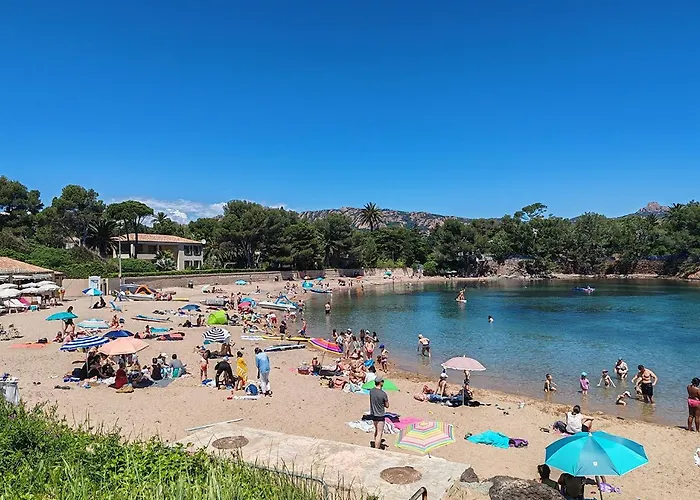 Apartamento 80 M2 Avec Jardin - 50m De La Tiki Saint-Raphaël