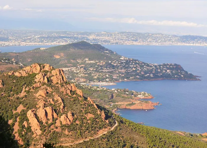 80 M2 Avec Jardin - 50m De La Tiki *