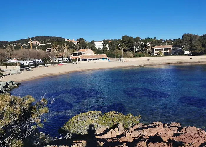 80 M2 Avec Jardin - 50m De La Tiki * Saint-Raphaël