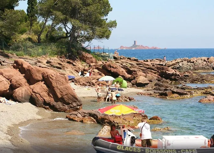 80 M2 Avec Jardin - 50m De La Tiki Apartamento